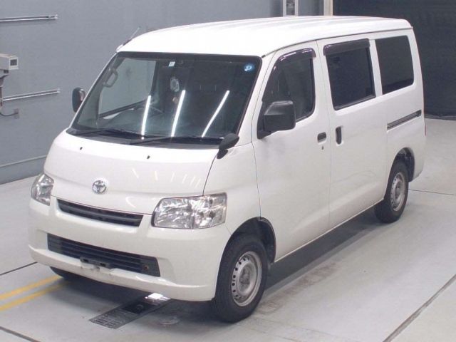 30536 Toyota Town ace van S402M 2018 г. (CAA Gifu)